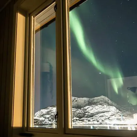 Koselig Toppleilighet Med Fantastisk Utsikt Svolvær Buitenkant foto