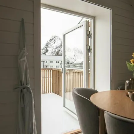 Koselig Toppleilighet Med Fantastisk Utsikt Svolvær Buitenkant foto