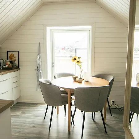 Koselig Toppleilighet Med Fantastisk Utsikt Svolvær Buitenkant foto